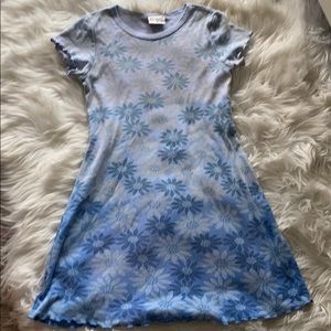 Girls size 8 short sleeve dress
